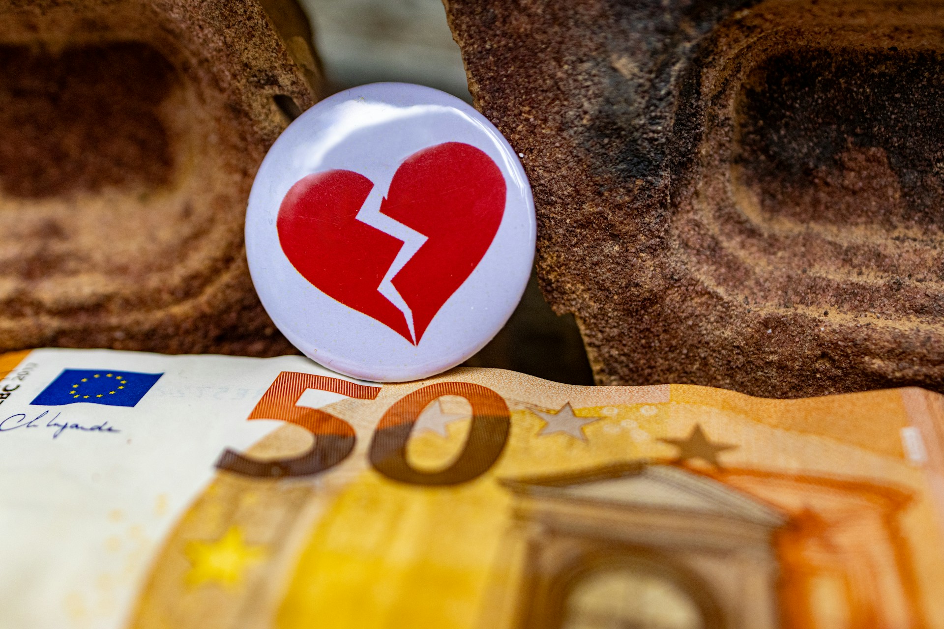 離婚発表後の世間の反応と今後の展望